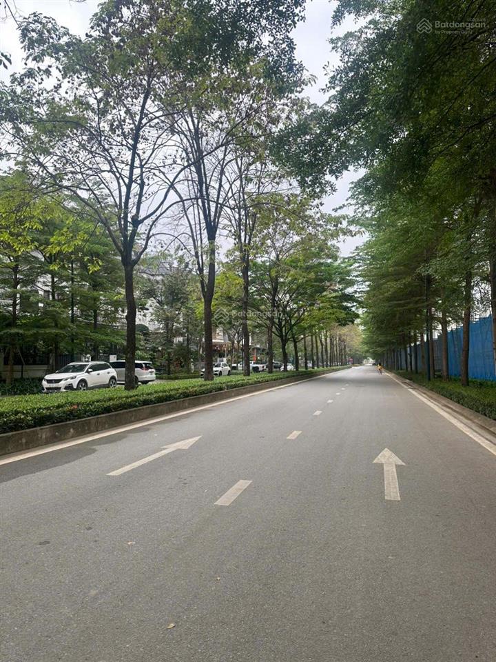 Chính chủ bán biệt thự kđt ciputra 400m2 x 4 tầng, 0382 276 ***