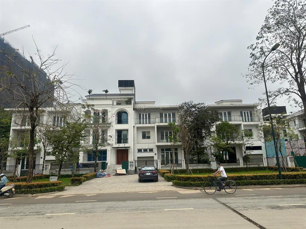 Chính chủ bán biệt thự kđt ciputra 400m2 x 4 tầng, 0382 276 ***