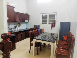 Cho thuê nhà phân lô 165 dương quảng hàm, cầu giấy 50m2 x 4t 18 triệu, 7pn, 4wc 0382 276 ***