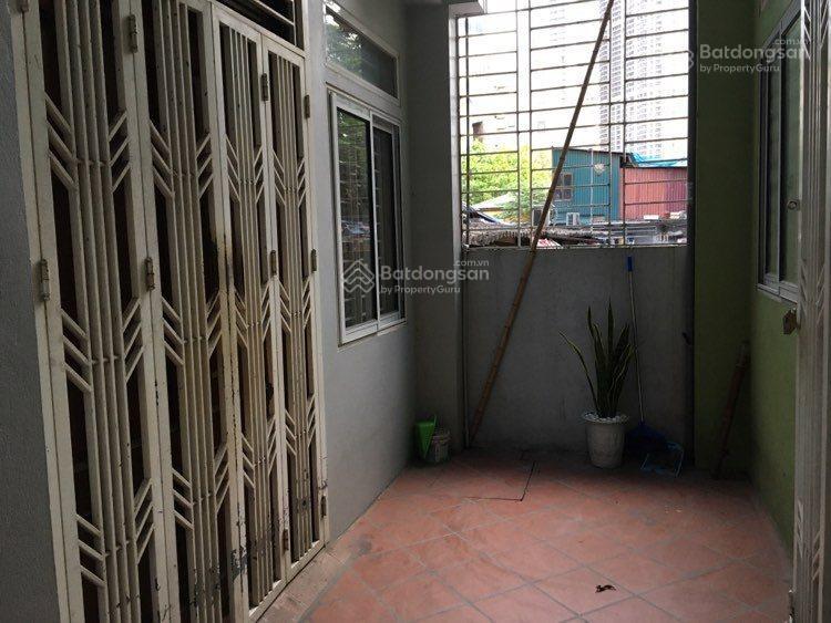Tôi chính chủ cần bán nhà số 83 ngõ 165 đường dương quảng hàm 0382 276 ***