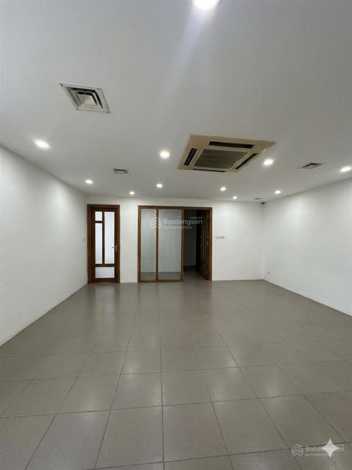 Bán nhà 30m2 x 5t nguyễn văn huyên giá 7,8ty 0382 276 ***