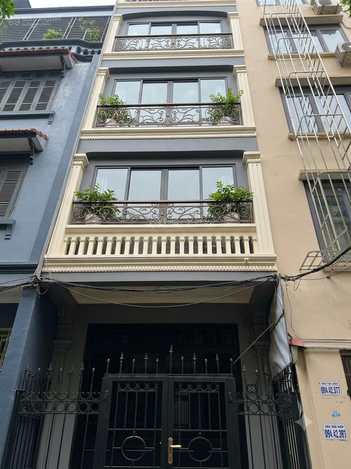 Bán nhà phân lô trần quốc hoàn 51m² x 5t, mt 4.1m, ô tô tránh vỉa hè, giá 21 tỷ
