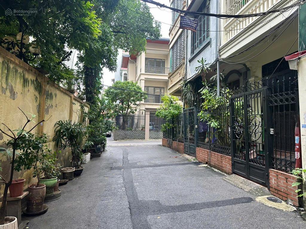 Bán nhà phân lô trần quốc hoàn 51m² x 5t, mt 4.1m, ô tô tránh vỉa hè, giá 21 tỷ