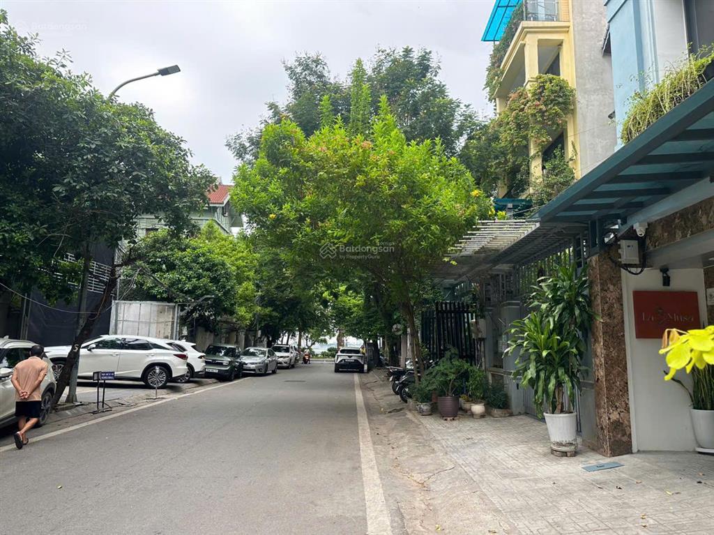 Bán biệt thự nguyễn đình thi 235m2 x 3.5t 0382 276 ***