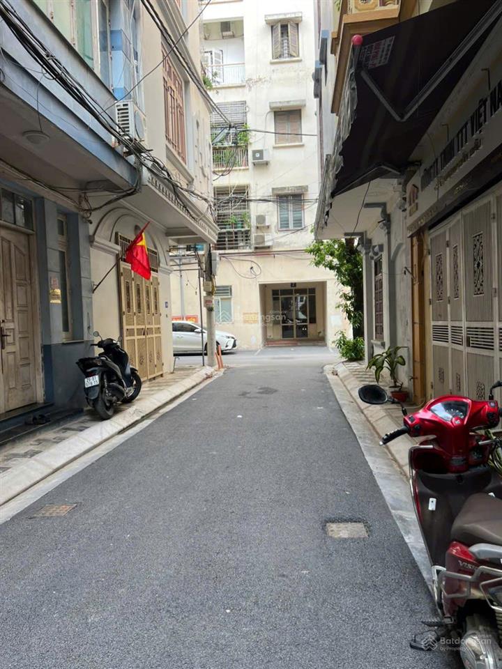 Bán nhà phân lô 35m2 x 4 tầng giá 12,8 tỷ 0382 276 ***