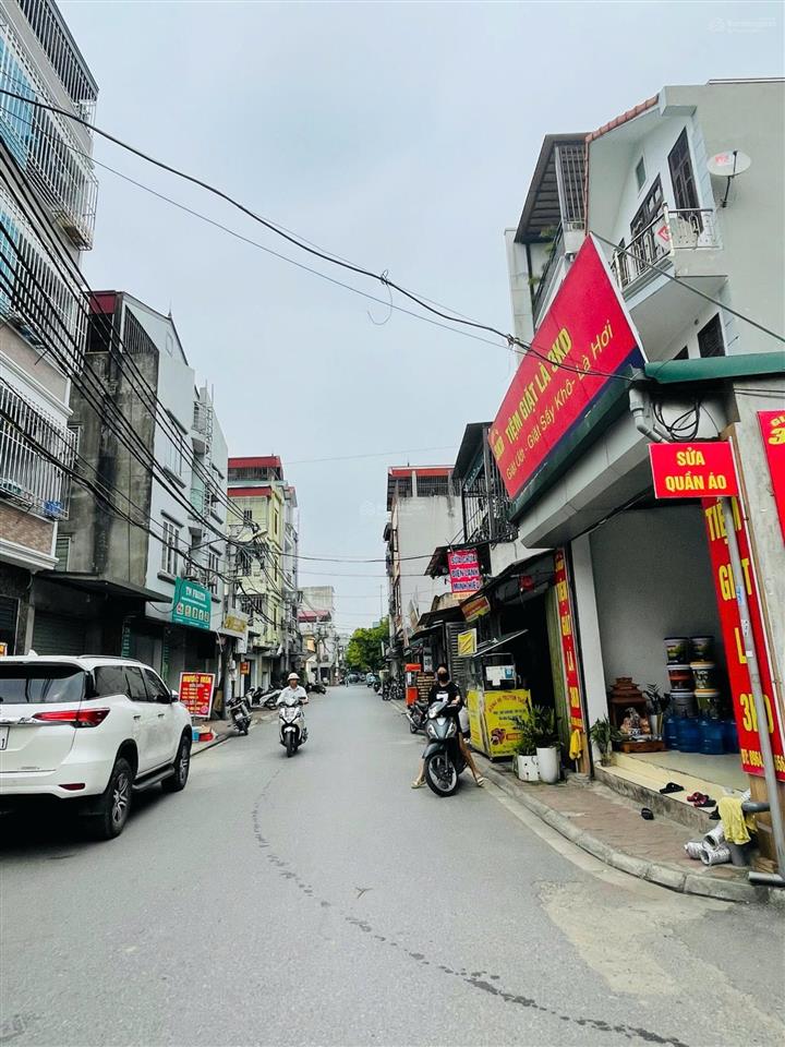 Bán đất ngay phố lộc, chợ đầu mối xuân đỉnh, dt 125m, vỉa hè, ô tô tránh,  0972 264 ***