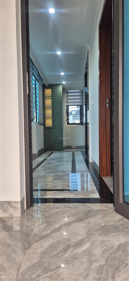 Chính chủ bán nhà số 3 mặt phố nguyễn cơ thạch. dt 45 m² * 6 tầng thang máy. đường vỉa hè 40 m