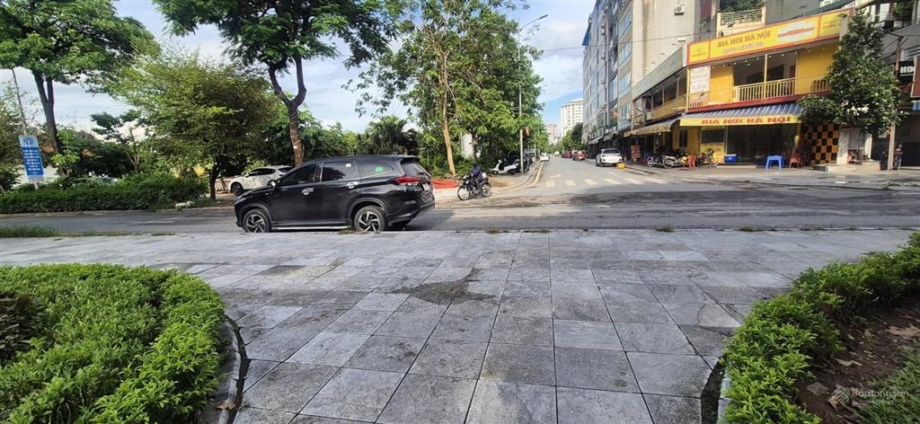 Cho thuê nhà mặt phố nguyễn cơ thạch. dt 45 m2 * 6 tầng, 6p. tk kinh doanh, làm vp, phòng khám