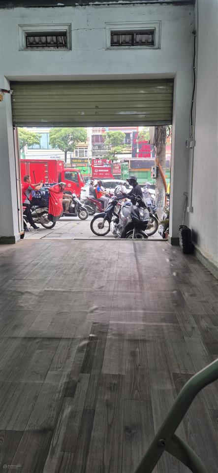 Bán 30m2 đất mặt phố hồ tùng mậu. mt 3,2m. đường + vỉa hè 50 m. kd. các thể loại (sdcc)