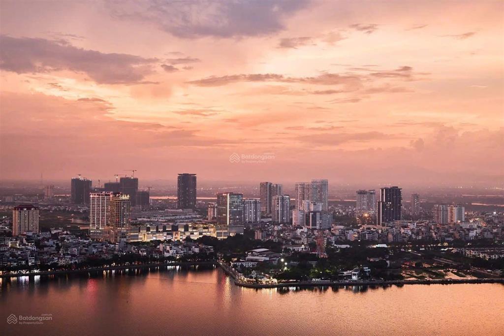 Căn góc 3pn, giá 19.7 tỷ diện tích 122m2,tầng đẹp ngã tư phạm hùng,toà sun feliza cầu giấy view đẹp