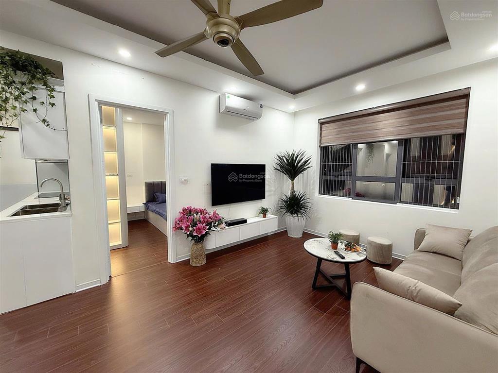 Chủ cần bán gấp căn 2pn2vs chung cư khu đt tp giao lưu  phạm văn đồng.giá chỉ 6.1 tỷ bao phí