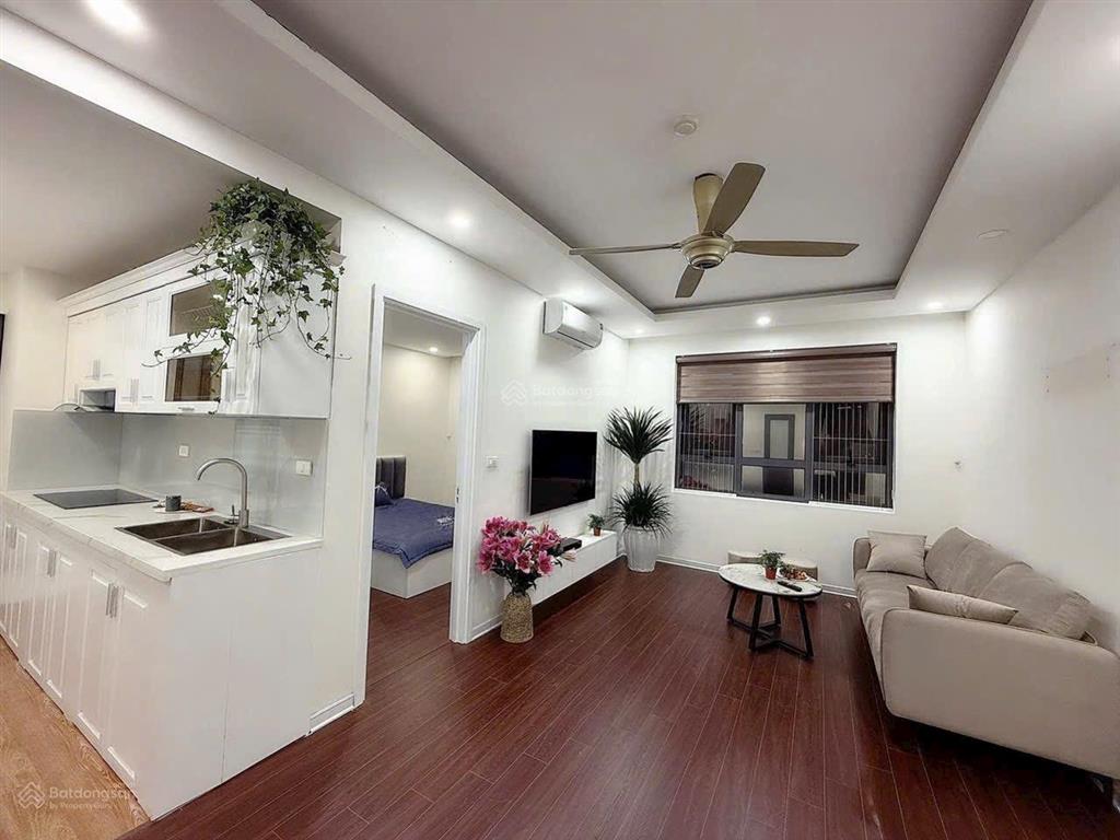 Chủ cần bán căn 2pn70m2 toà ct chung cư thái hàphạm văn đồng.căn tầng đẹp hướng đnam.giá 5.9 tỷ
