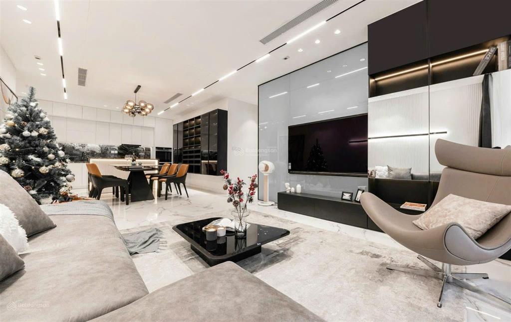 Chủ cần bán gấp căn 2pn sunshine city, tầng đẹp, view công viên, full nội thất, giá chỉ nhỉnh 9 tỷ