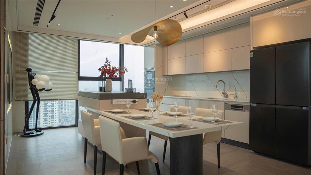 Chủ cần bán căn góc 160m2  view trực diện sông hồng 3pn sunshine golden river tây hồ giá 2x tỷ