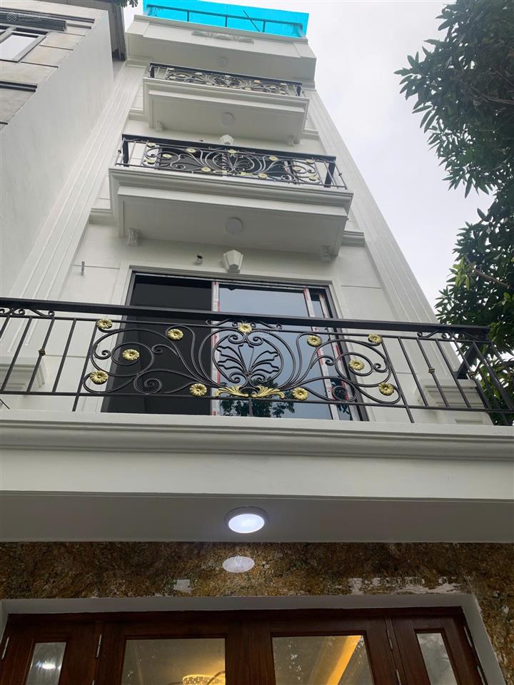 Bán nhà 5 tầng thang máy ô tô đỗ cửa cực đẹp 38m2 đại cát liên mạc 5,8 tỷ  0912 290 ***
