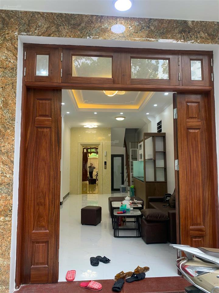 Bán nhà 5 tầng thang máy ô tô đỗ cửa cực đẹp 38m2 đại cát liên mạc 5,8 tỷ  0912 290 ***