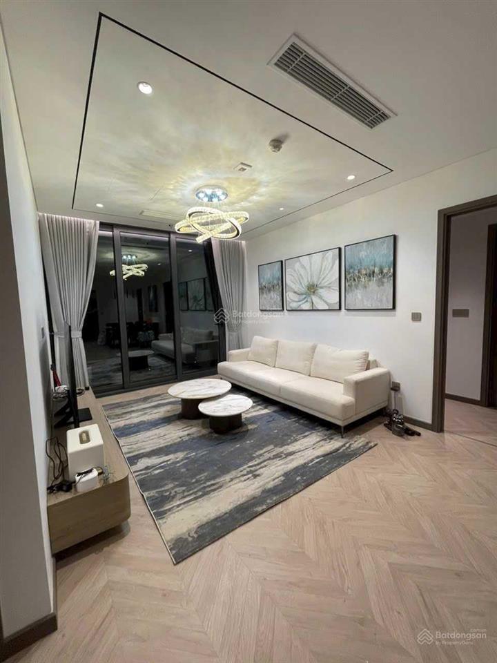 Chính chủ chuyển công tác cần bán căn hộ cao cấp 102m2, 3pn toà han jadin n01t6  7 ngoại giao đoàn