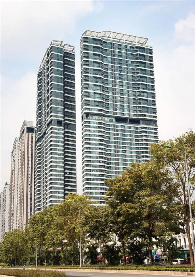 Chính chủ chuyển công tác cần bán căn hộ cao cấp 105m2, 3pn tòa han jadin n01t6 ngoại giao đoàn