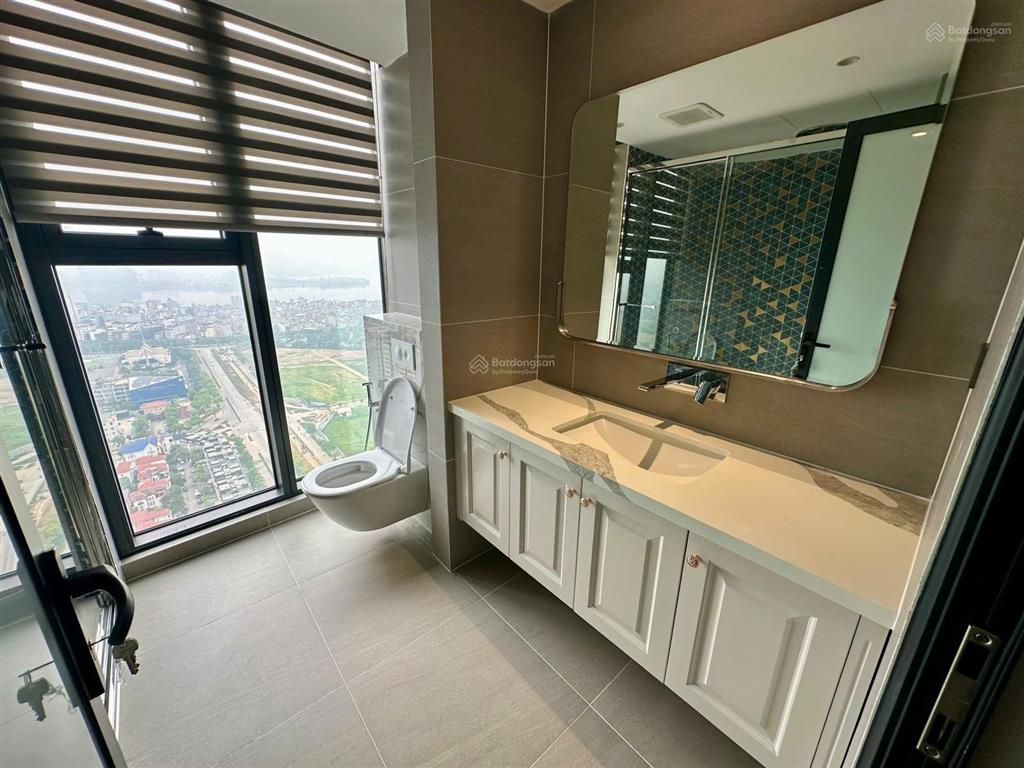 Chính chủ bán căn duplex độc bản,đẹp nhất tòa tháp đôi hanjadin ngoại giao đoàn,view trọn hồ tây