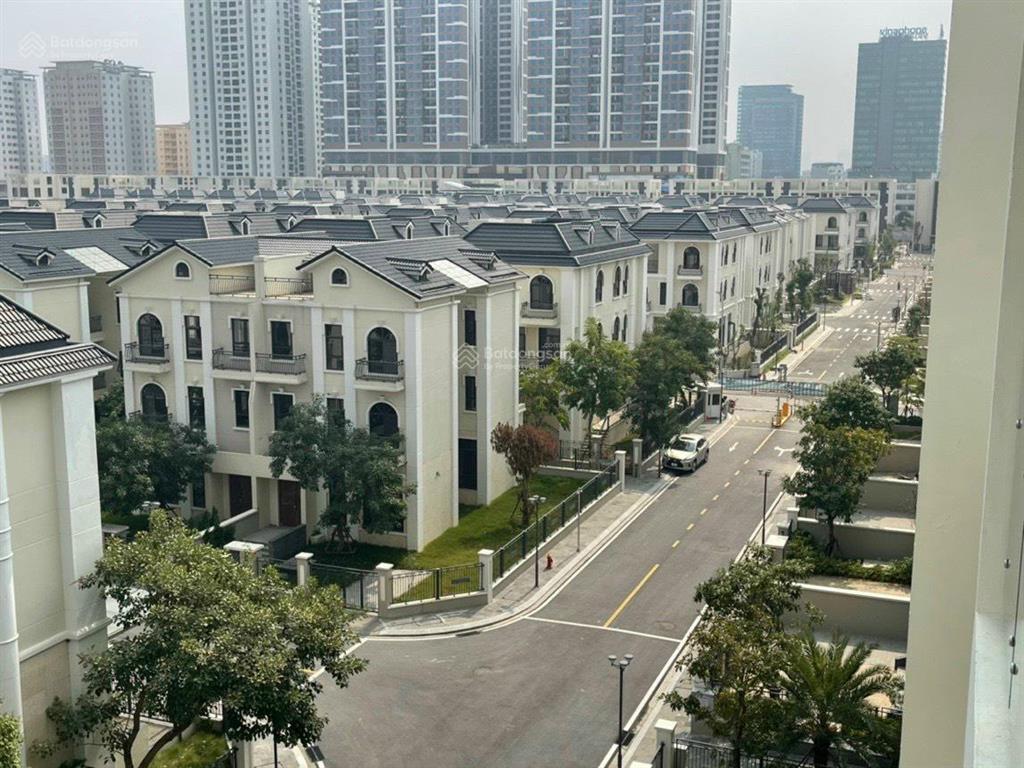 Chuyên mua bán, ký gửi biệt thự và shophouse starlake  tây hồ tây  vị trí đẹp, giá tốt