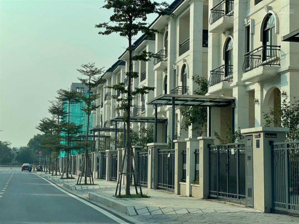 Chuyên mua bán, ký gửi biệt thự và shophouse starlake  tây hồ tây  vị trí đẹp, giá tốt