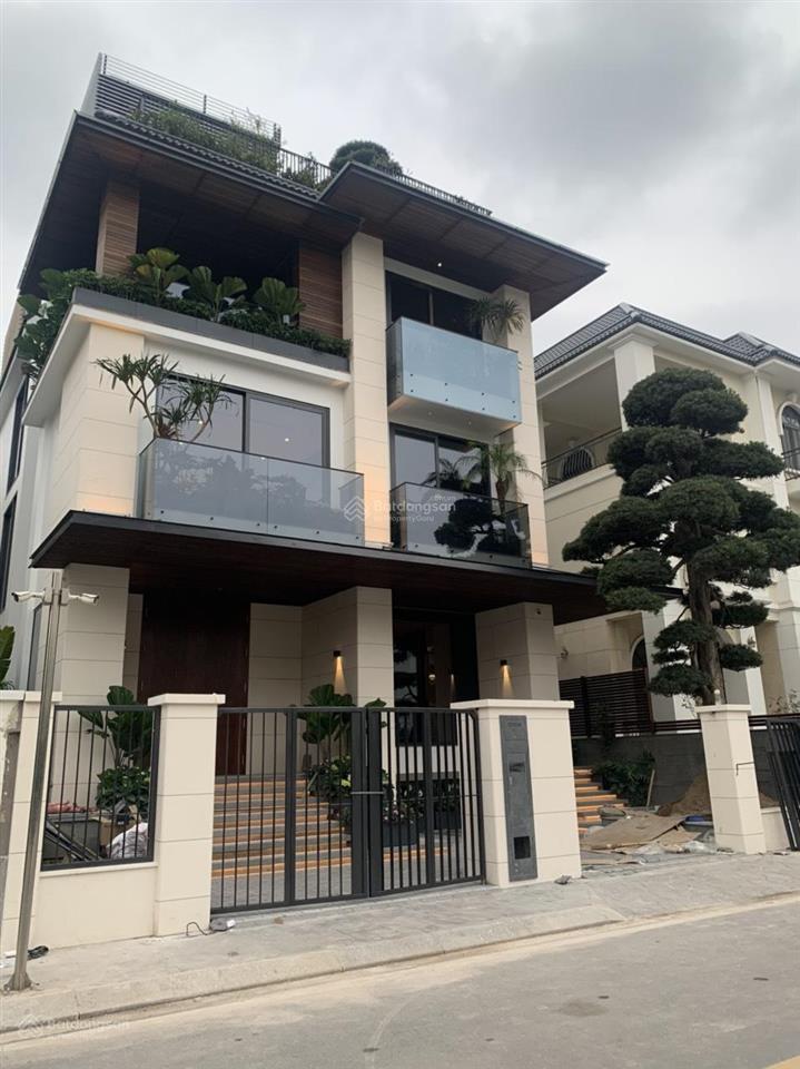 Chuyên mua bán, ký gửi biệt thự và shophouse starlake  tây hồ tây  vị trí đẹp, giá tốt