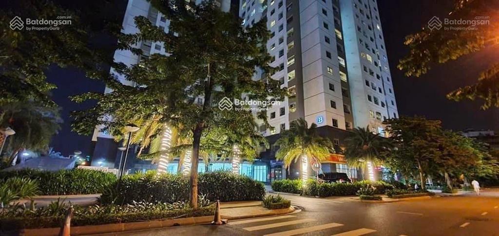 Chính chủ cần bán gấp căn hộ 2pn tòa no4a khu ngoại giao đoàn