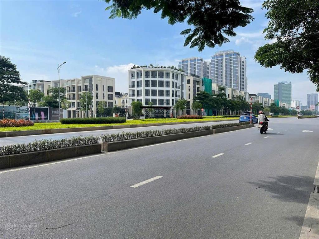 Chính chủ bán lô biệt thự góc khu k starlake, đường lớn, kinh doanh sầm uất, giá rất tốt