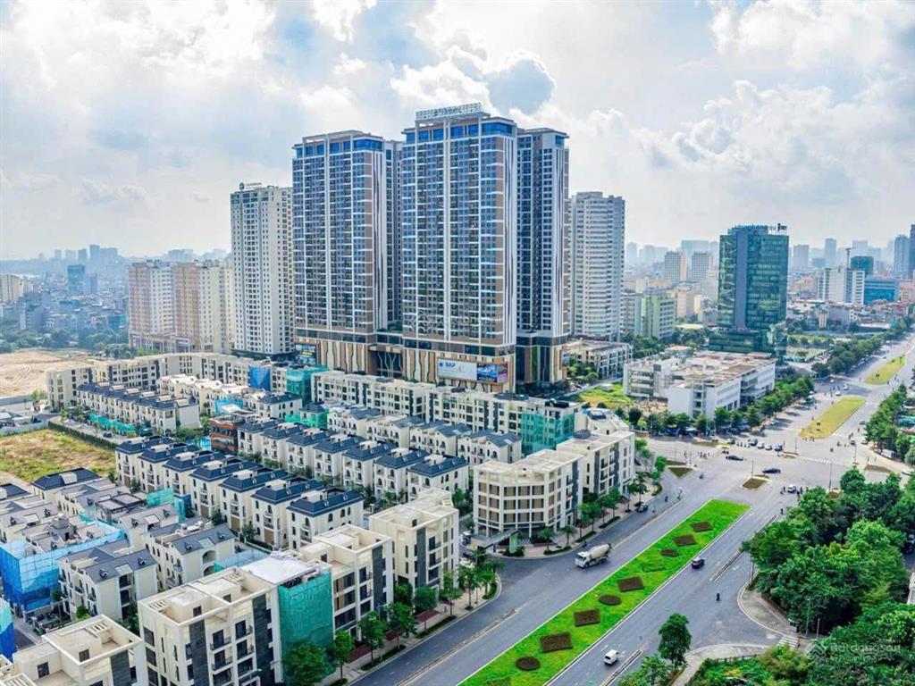 Chính chủ bán lô biệt thự góc khu k starlake, đường lớn, kinh doanh sầm uất, giá rất tốt