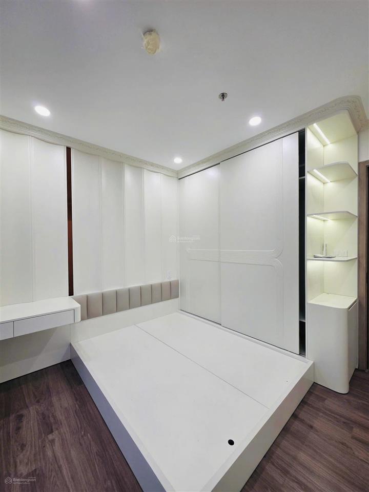 Bán căn 3pn diện tích 79m2 full nội thất tại dự án handico complex (33 lê văn lương)  0979 614 ***