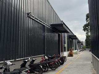 1 ha nhà xưởng mặt đường 70 cũ, tiện làm showroom ô tô...