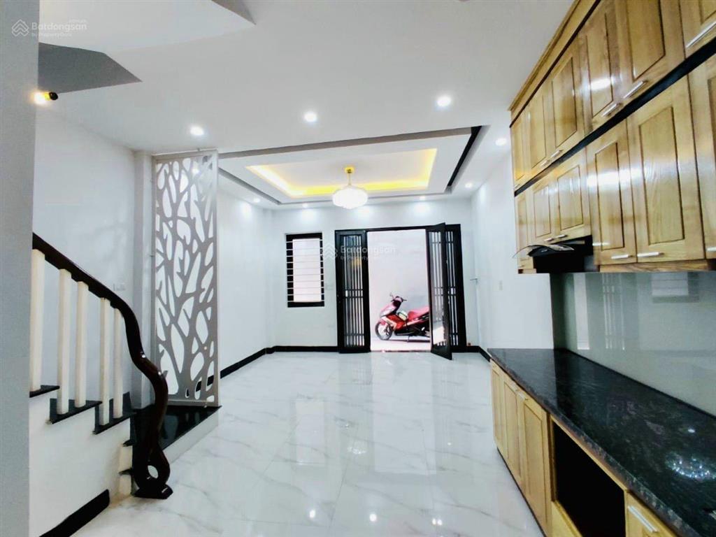 Chỉ 5.2 tỷ sở hữu nhà 5t đẹp, 20m ra đường ô tô, vân canh, gần trường c1, c2, chợ gần bãi gửi xe