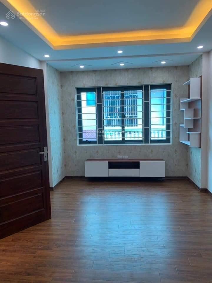 Chỉ 6 tỷ sở hữu ngay nhà 4 tầng, 4 ngủ full nội thất,vân canh,gần trường c1,c2,chợ gần bãi gửi xe.