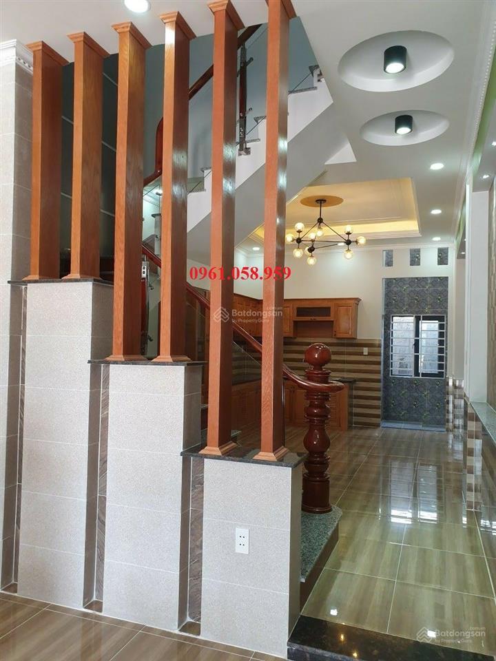 Bán nhà riêng tại 71 đường vân canh, giá 7,5 tỷ, dt 50m2, hàng hiếm, giá ưu đãi, gần đường ô tô