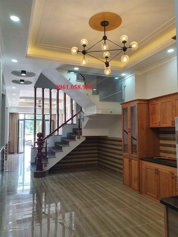Bán nhà riêng tại 71 đường vân canh, giá 7,5 tỷ, dt 50m2, hàng hiếm, giá ưu đãi, gần đường ô tô