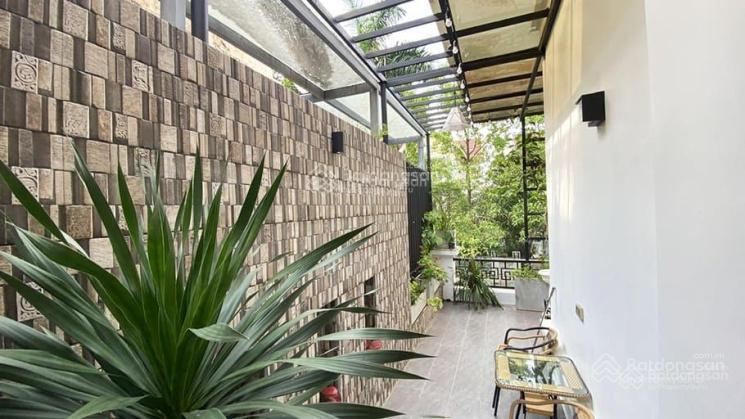 Bán căn biệt thự song lập khu ciputra view hồ siêu vip giá tốt thị trường vị trí sang trọng