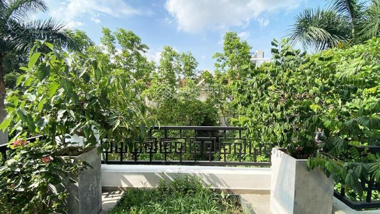 Bán căn biệt thự song lập khu ciputra view hồ siêu vip giá tốt thị trường vị trí sang trọng