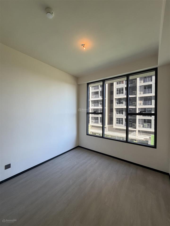 Cứu chủ. bán căn 2 ngủ 54m2 lumi hanoi cắt lỗ 600tr vào hđmb view đẹp.  ép giá 0946 962 ***