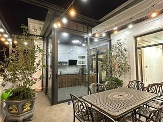 Shop 2 mặt tiền 150m2  view công viên  vin marina  full nội thất thang máy  chỉ 15,2 tỷ