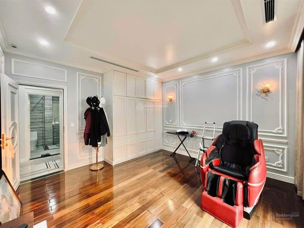 Đơn lập góc pari 405m2 giáp công viên view bể bơi thang máy full nội thất chỉ 59 tỷ