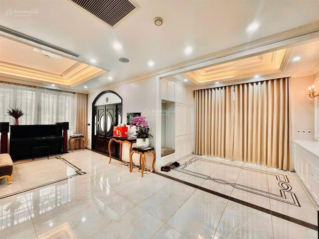 Đơn lập góc pari 405m2 giáp công viên view bể bơi thang máy full nội thất chỉ 59 tỷ