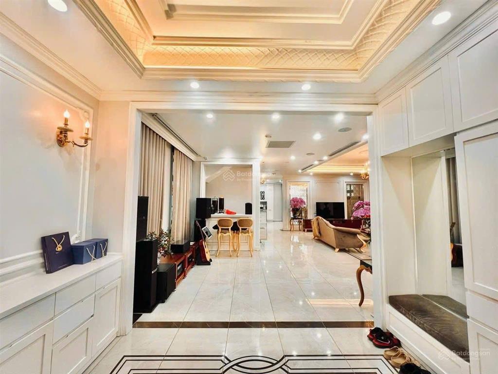 Đơn lập góc pari 405m2 giáp công viên view bể bơi thang máy full nội thất chỉ 59 tỷ