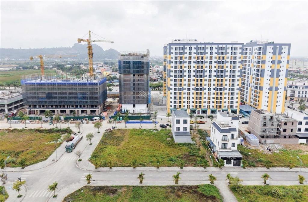 Bán cực gấp 180m2, ecohomes, chỉ 25tr/m2, thỏa thuận, đã có sổ đỏ.