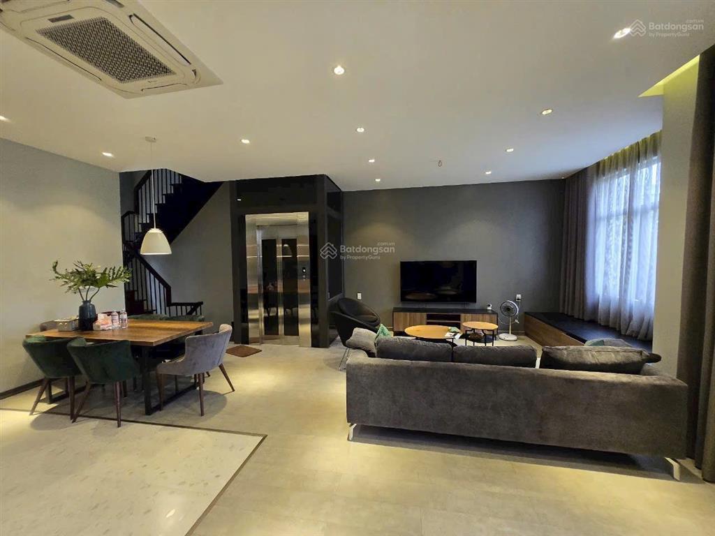 Hàng hiếm, liền kề 90m2, view công viên, hoàn thiện đẹp, giá 12,5 tỷ