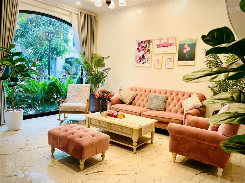 Liền kề ven siêu đẹp 96m2  bán gấp chỉ 15,9 tỷ  có bớt thêm