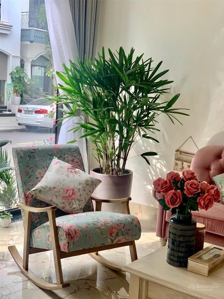 Liền kề ven siêu đẹp 96m2  bán gấp chỉ 15,9 tỷ  có bớt thêm