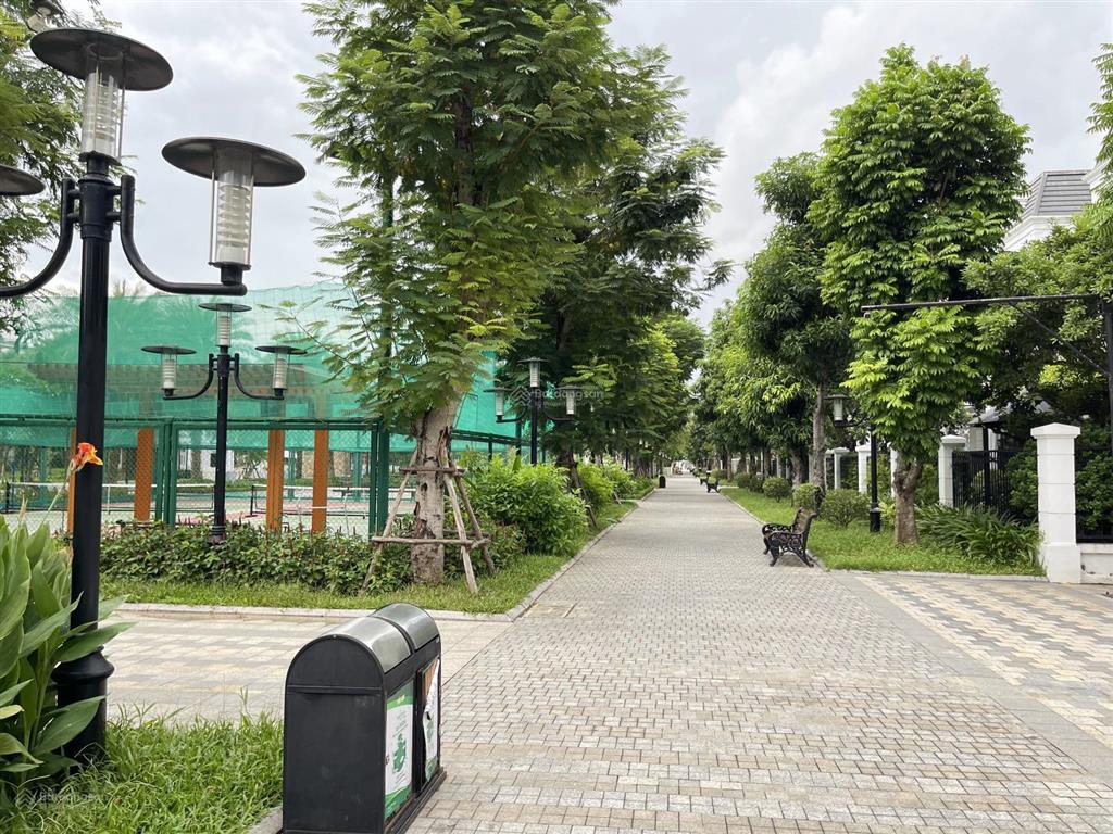 Chủ nhà bán gấp song lập paris 200m2, đủ nội thất, thang máy, chỉ 28,5 tỷ, bán nhanh