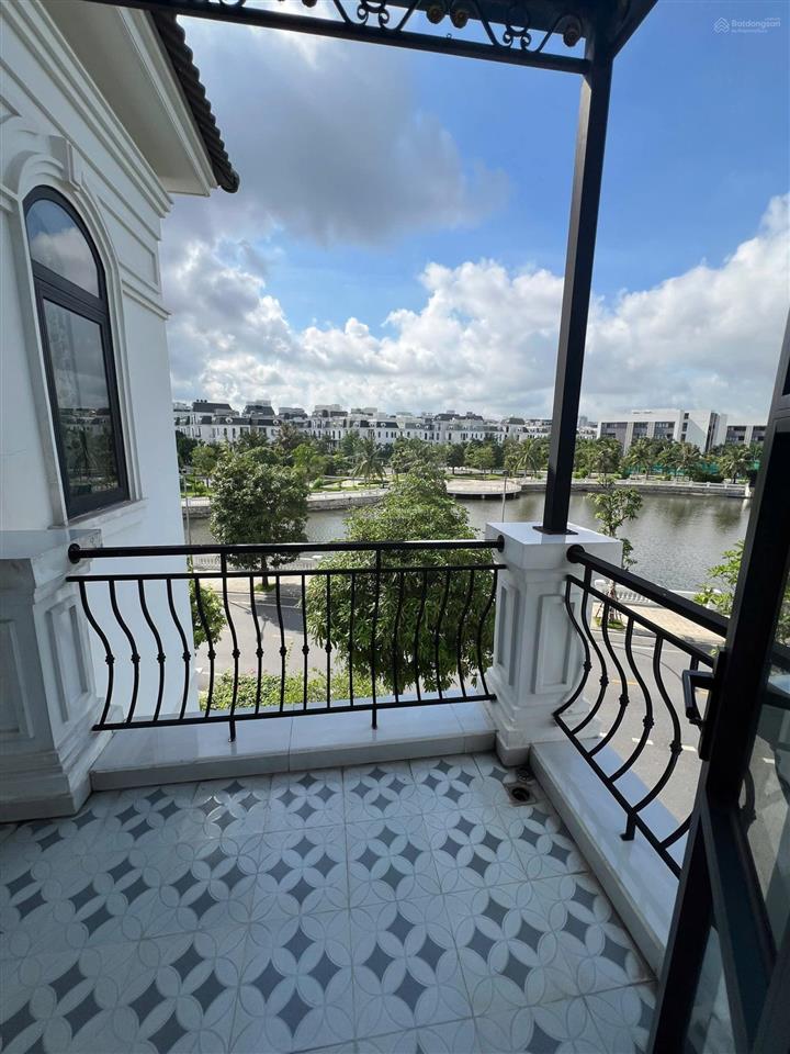 Đơn lập góc view sông, view công viên 240m2 chỉ 48 tỷ, hàng hiếm, bán gấp