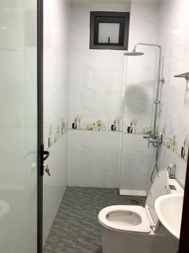 Chỉ còn 1 căn duy nhất nhà đường láng, đống đa 35m xây 6 tầng thang máy, ngõ thông giá 9.5 tỷ