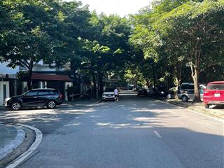 Bán biệt thự thành phố giao lưu 170m2 đến 214m2 cạnh công viên. 0983 638 ***